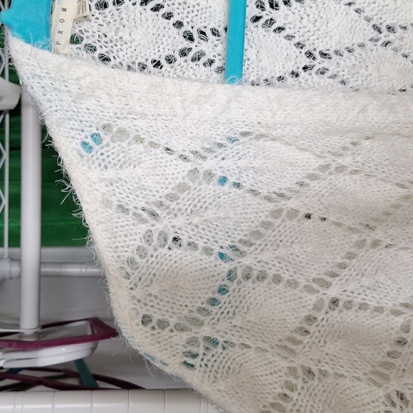 PROMESA M/L SHAGGY CARDIGAN NWOT CREAM WITH POCKETS - Picture 2 of 5